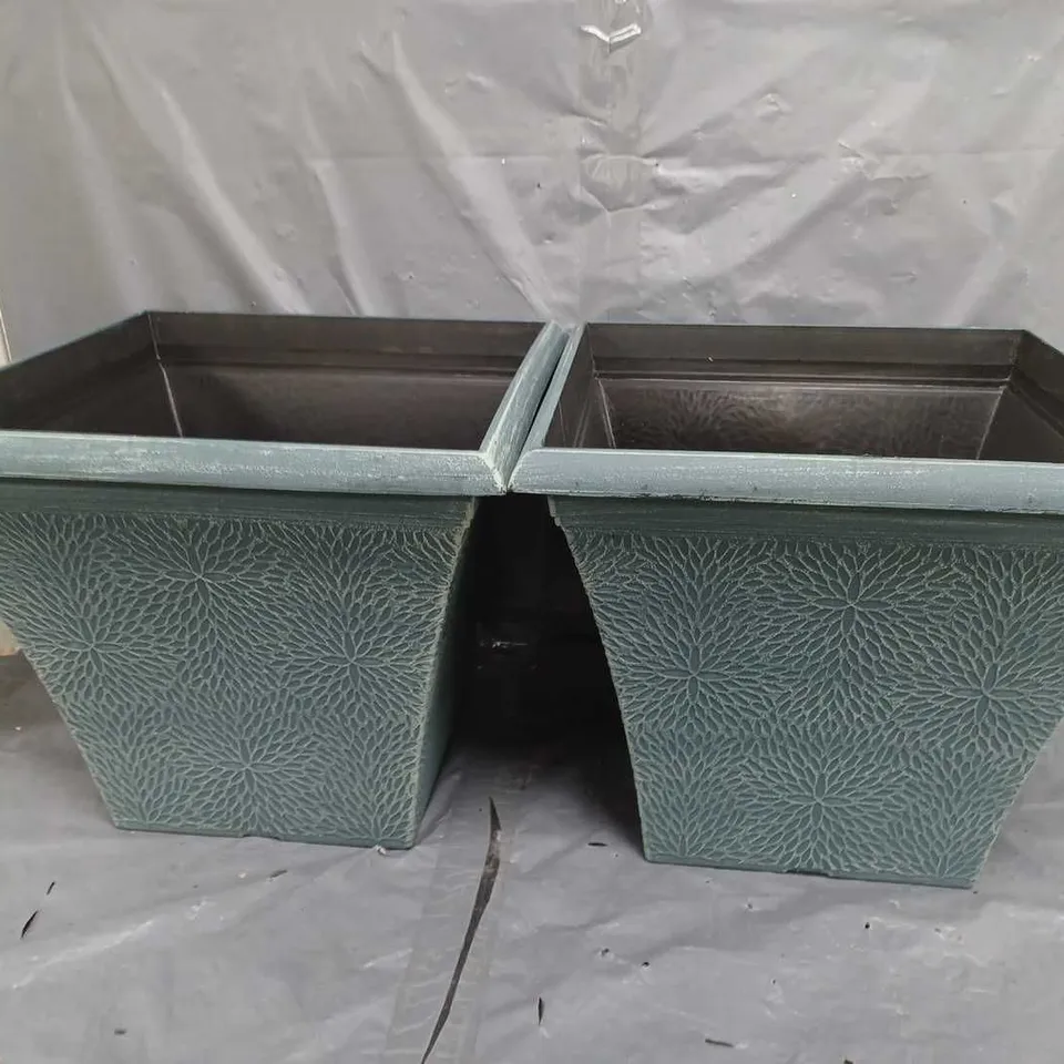 YOUGARDEN PAIR OF SQUARE APRIL PLANTERS - INDIGO GREEN (14.5")