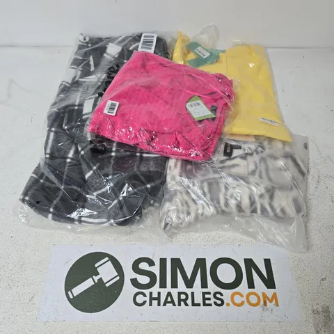 APPROXIMATELY 35 ASSORTED CLOTHING ITEMS IN VARIOUS SIZES, STYLES & COLOURS TO INCLUDE BRANDS SUCH AS THREADBARE, QED LONDON, LA MAREY, ETC - COLLECTION ONLY
