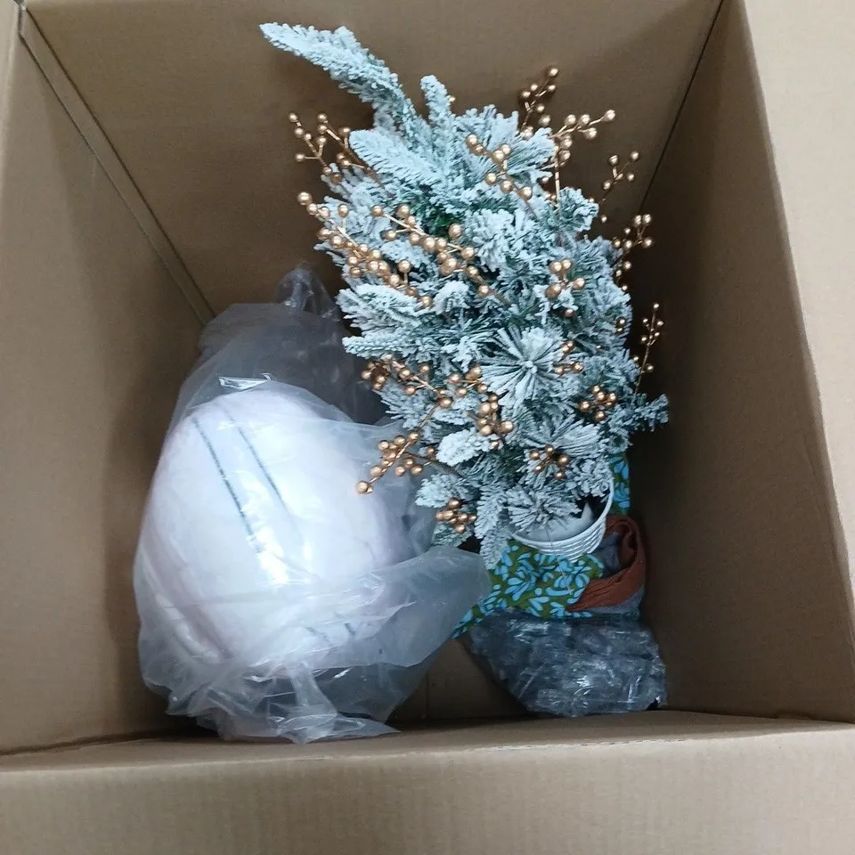 BOX OF APPROXIMATELY 5 ASSORTED HOUSEHOLD ITEMS INCLUDING MONSOON XXL SIZE DRESS, WINTER TREE DECORATION IN POT AND BEN DE LISI KNITTED SMALL SLEEVELESS JUMPER