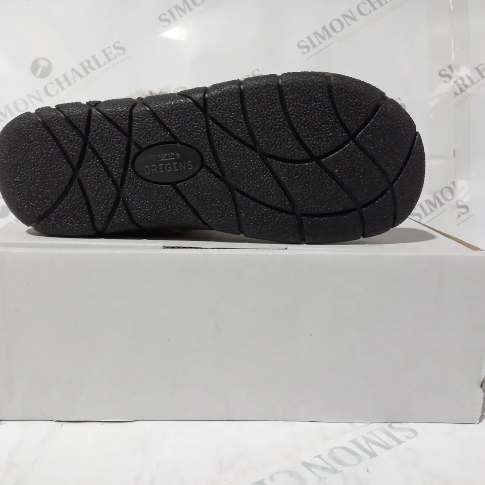 BOXED PAIR OF EARTH ORIGINS EMMALYN BEIGE BOOTIES - SIZE 5