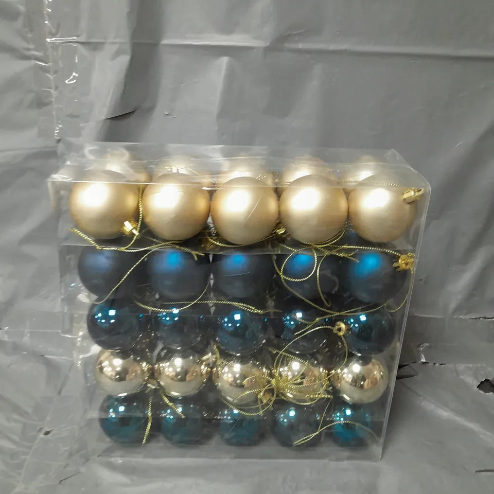 PACK OF 50 BLUE AND GOLD CHRISTMAS TREE BAUBLES RRP £20.99