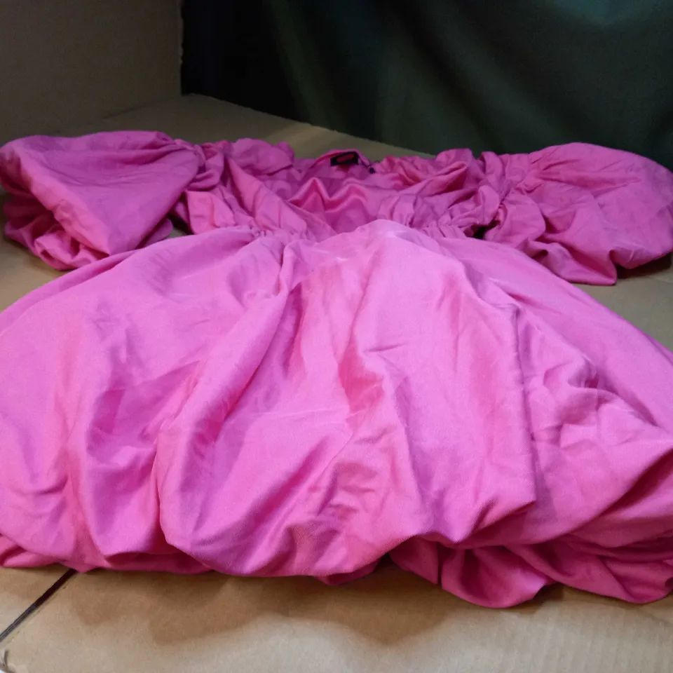 MISSPAP HOT PINK PLUNGE FRONT EXTEME PUFF SLEEVE MINI DRESS - SIZE 8