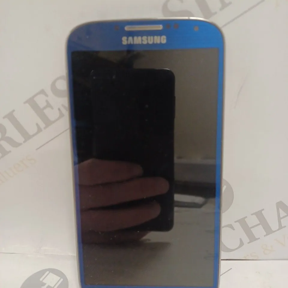 SAMSUNG GALAXY S4 SMARTPHONE 