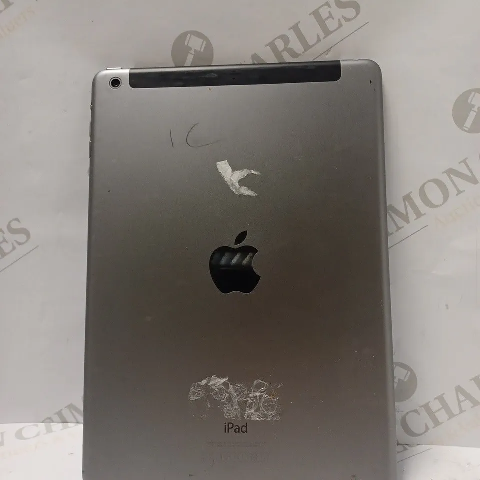 APPLE IPAD AIR A1475