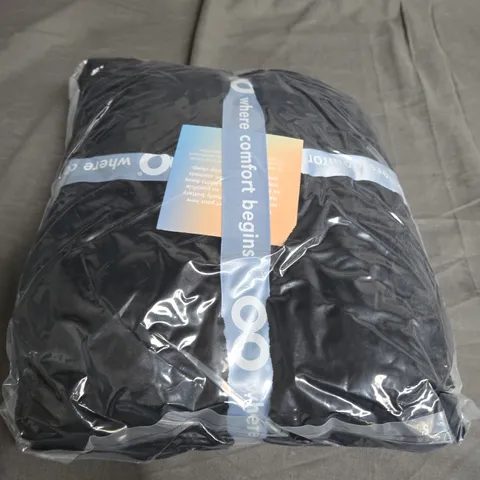 SEALED OODIE OVERSIZED HOODED BLANKET - BLACK ALL IN ONE 