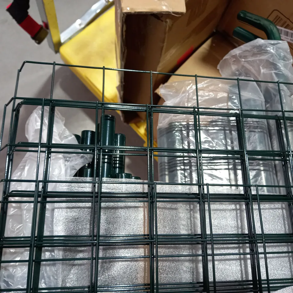 BOXED DESIGNER GARDEN GREEN HOUSE STORAGE UNIT (COLLECTION ONLY)