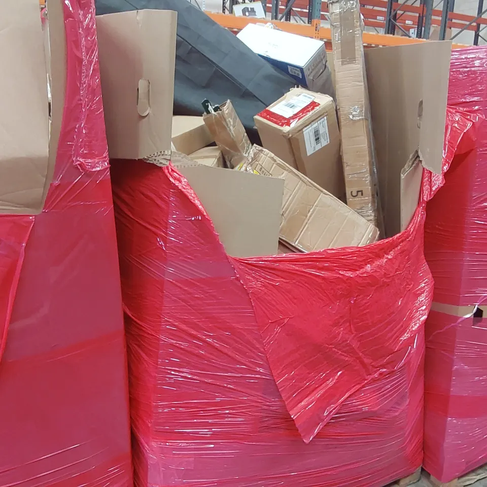 PALLET OF ASSORTED ITEMS INCLUDING: ROLLING SHELVES, MATTRESS, RETRACTABLE SAFETY GATE, FOLDABLE LUMBAR SUPPORT CHAIR, DOOR MAT ECT