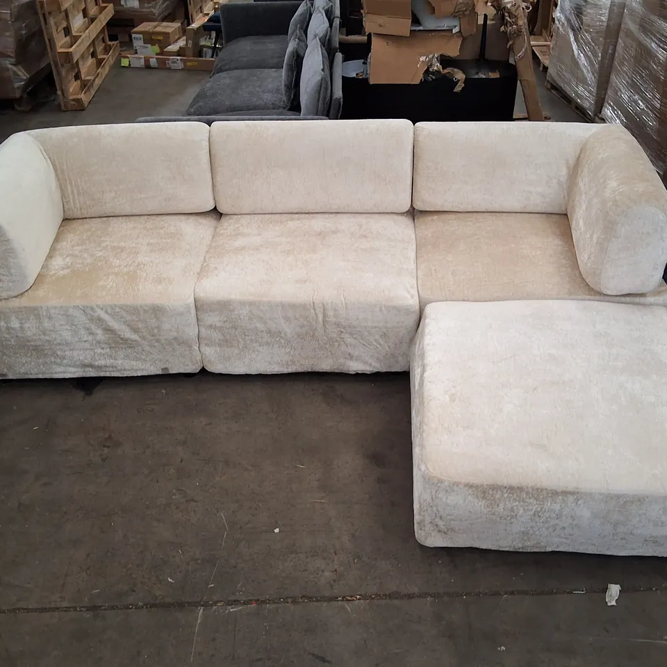 QUALITY DESIGNER MODEM CORNER SOFAS OVERSIVE 256CM CHENILLE SECTIONAL SOFA WITH OTTOMAN - BEIGE