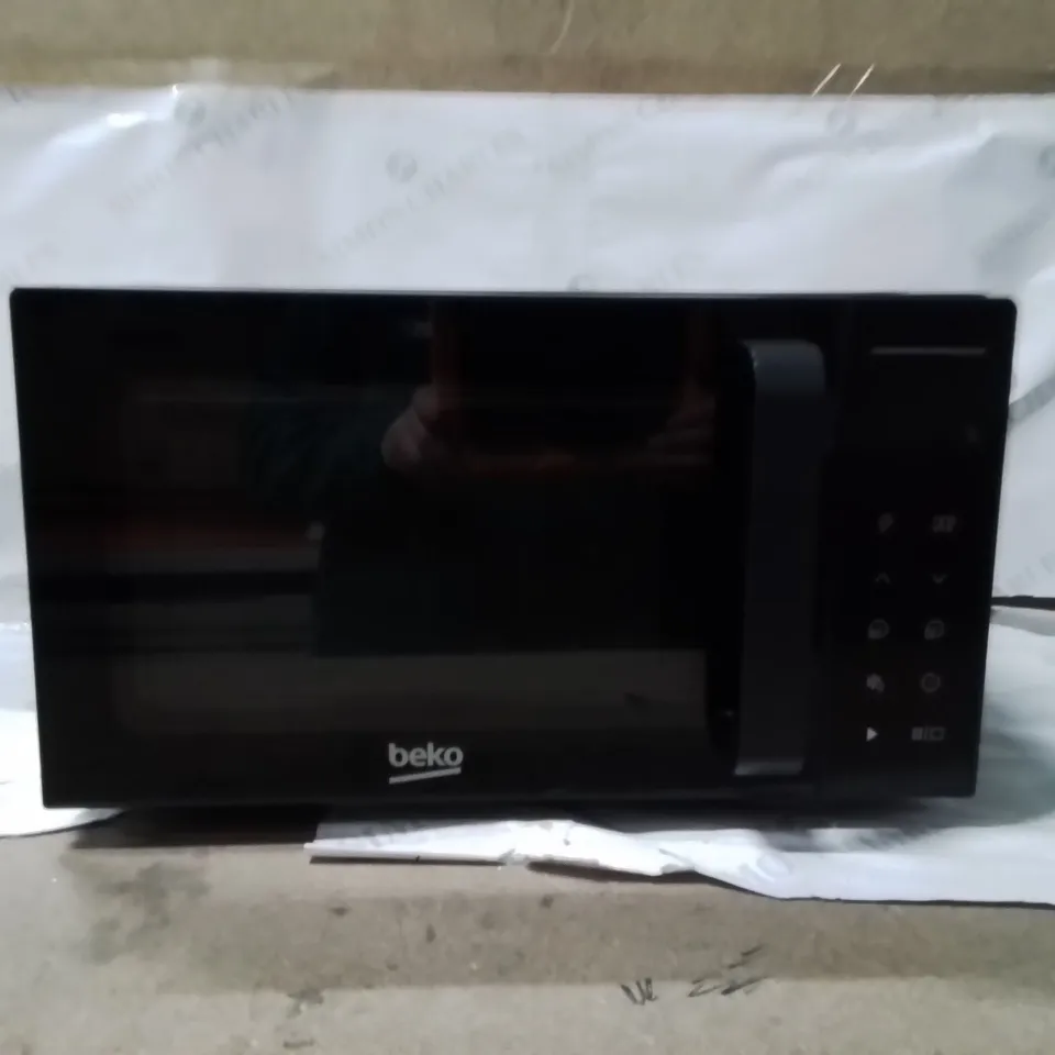 BOXED BEKI MICROWAVE BLACK