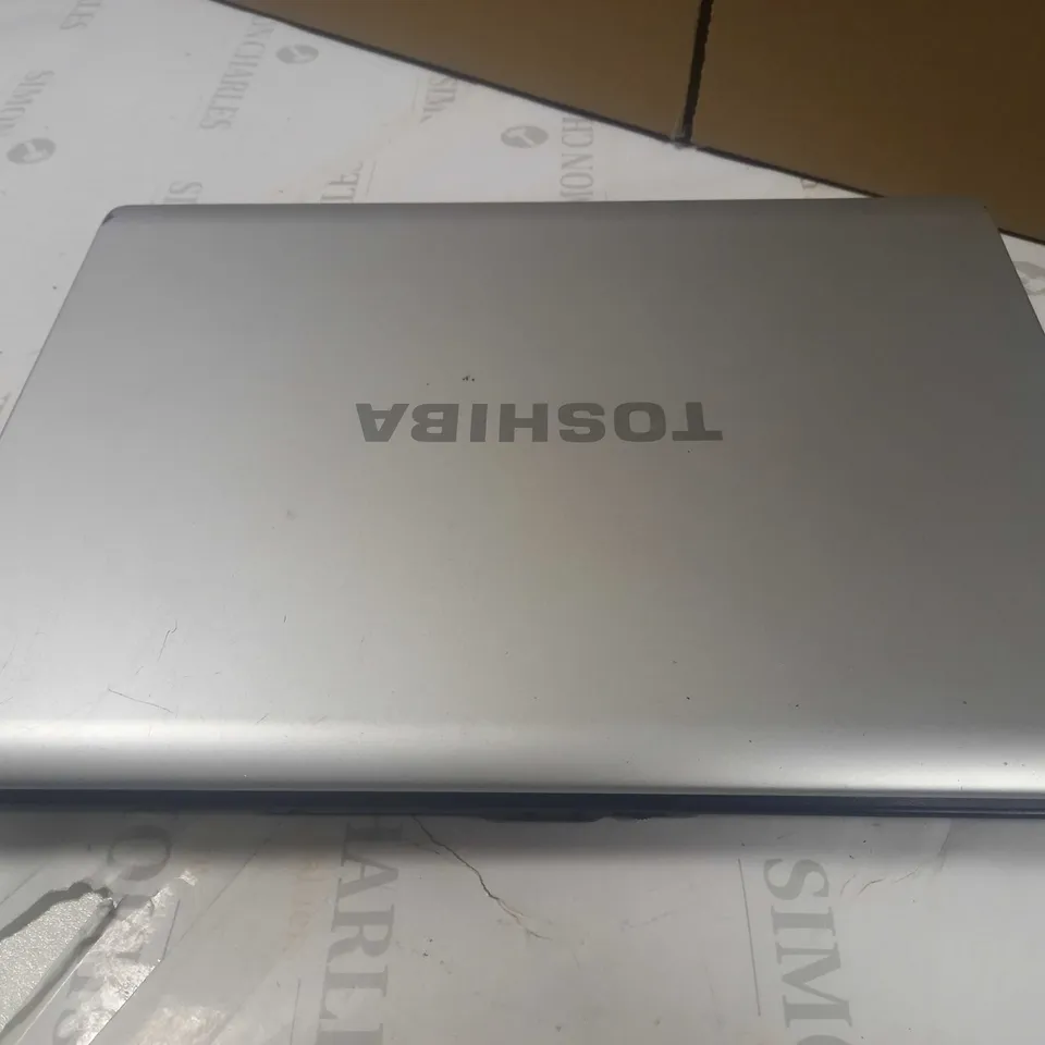 TOSHIBA EQUIUM LAPTOP