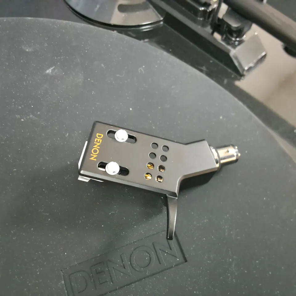 DENON DP-300P HIFI TURNTABLE