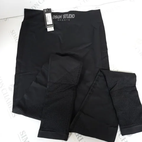 BOOHOO DSGN STUDIO SEAMLESS LEGGINGS IN BLACK - S