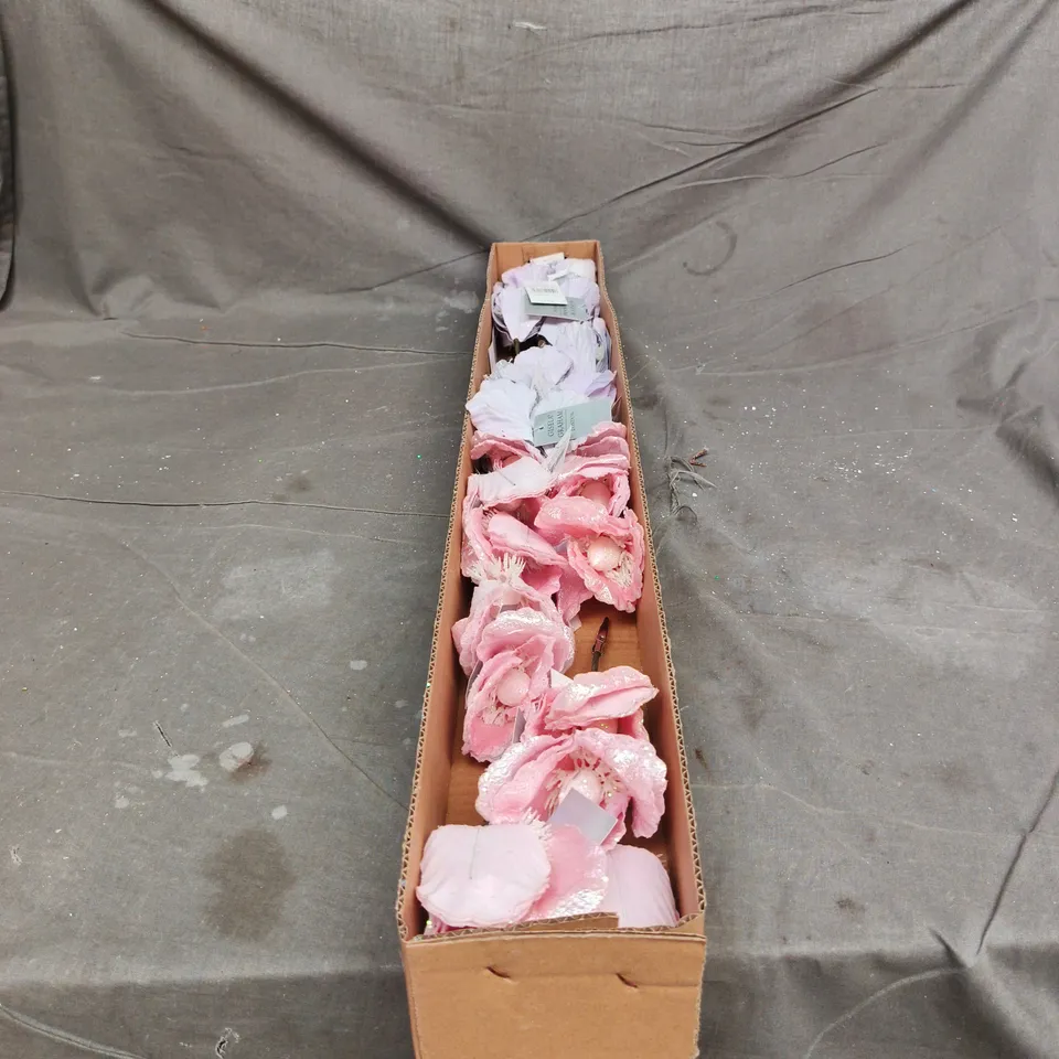 BOX OF 20 X 24 GISELA GRAHAM PINK/LILAC FROSTED DECORATIONS WITH CLIP