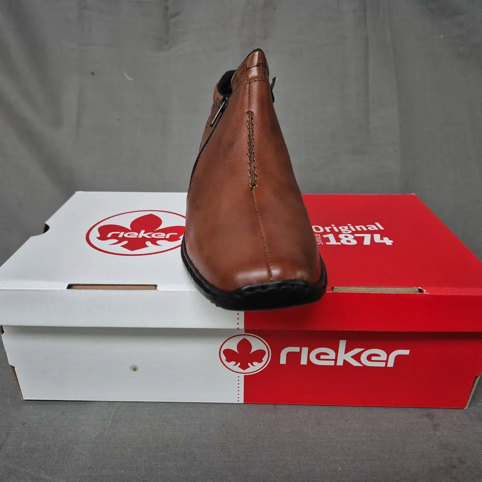 BOXED PAIR OF RIEKER SIDE-ZIP SHOES IN BROWN UK SIZE 5