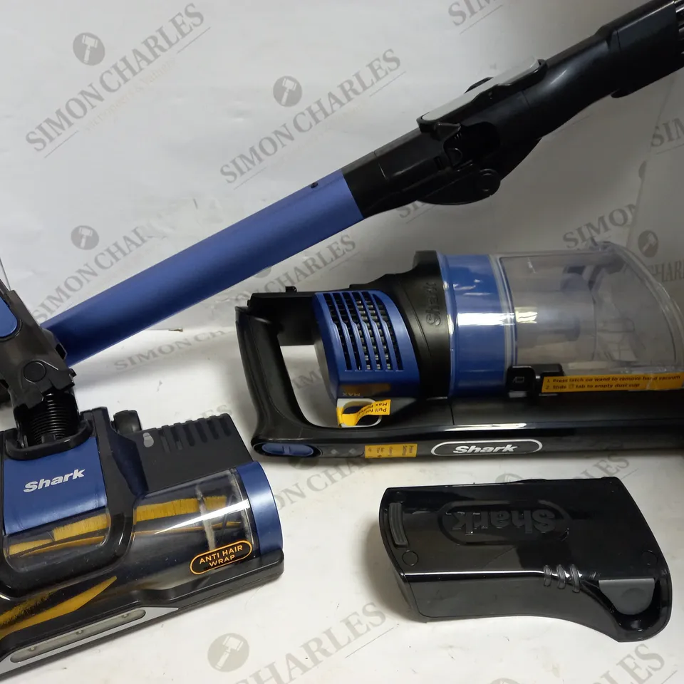 SHARK CORDLESS STICK VACUUM