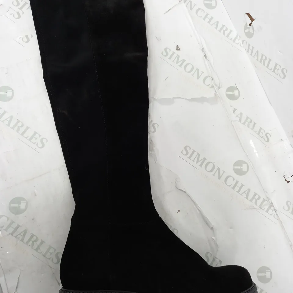 UNBRANDED FULL LENGTH BOOTS IN BLACK SUEDE - SIZE 38