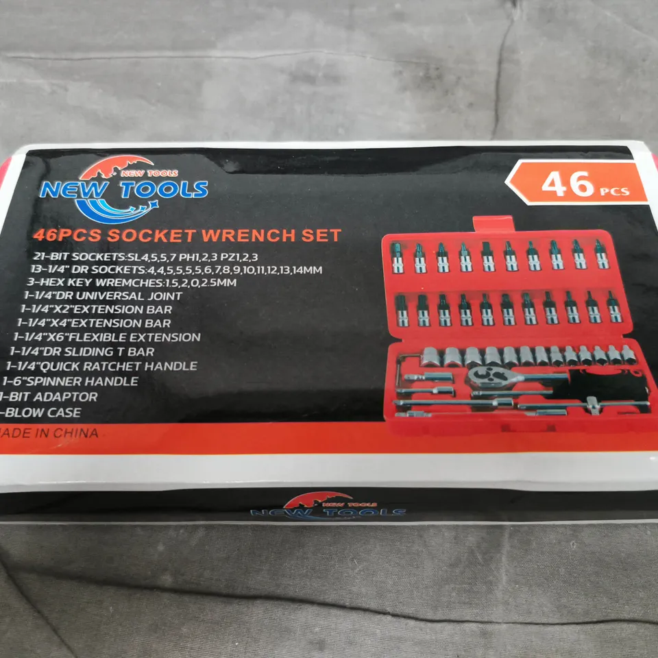NEW TOOLS 46-PIECE SOCKET WRENCH SET 
