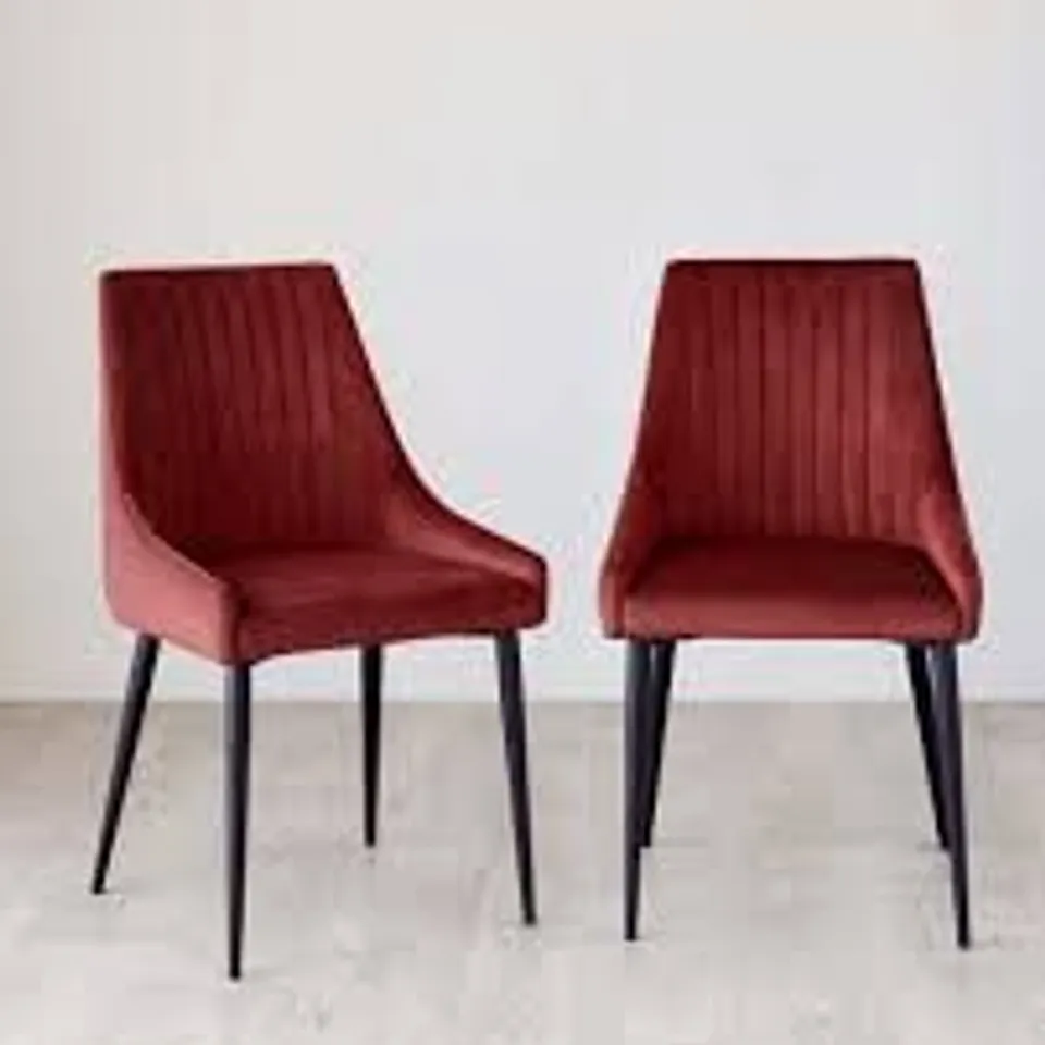 BOXED PAIR OF DANETTI BLAKELY TOFFEE RED VELVET DINING CHAIRS