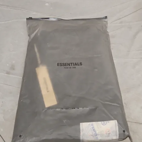 BAGGED ESSENTIALS FEAR OF GOD JOGGERS IN BLACK - SIZE M