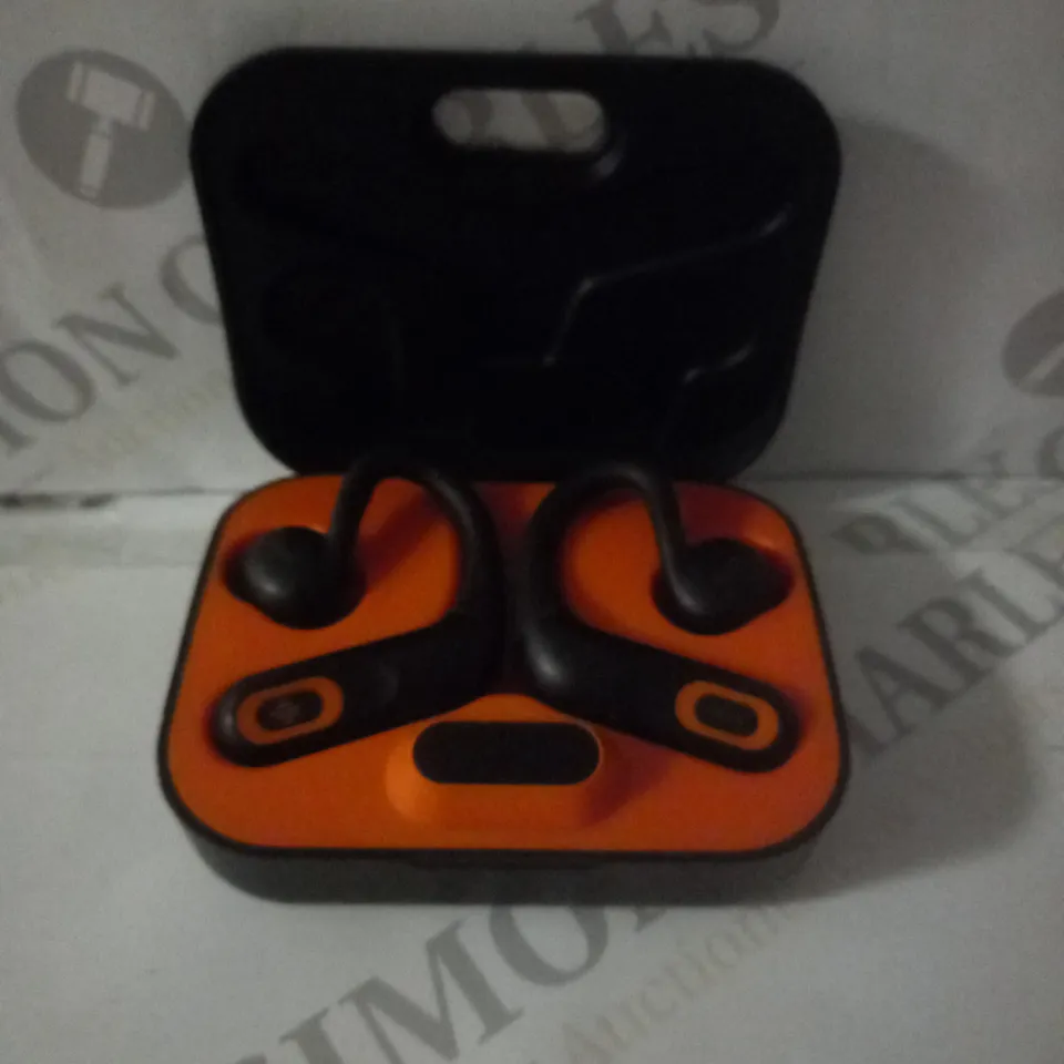 BOXED MIXX STREAMBUDS SPORTS CHARGE OVER EAR FLEXIBLE EARBUDS