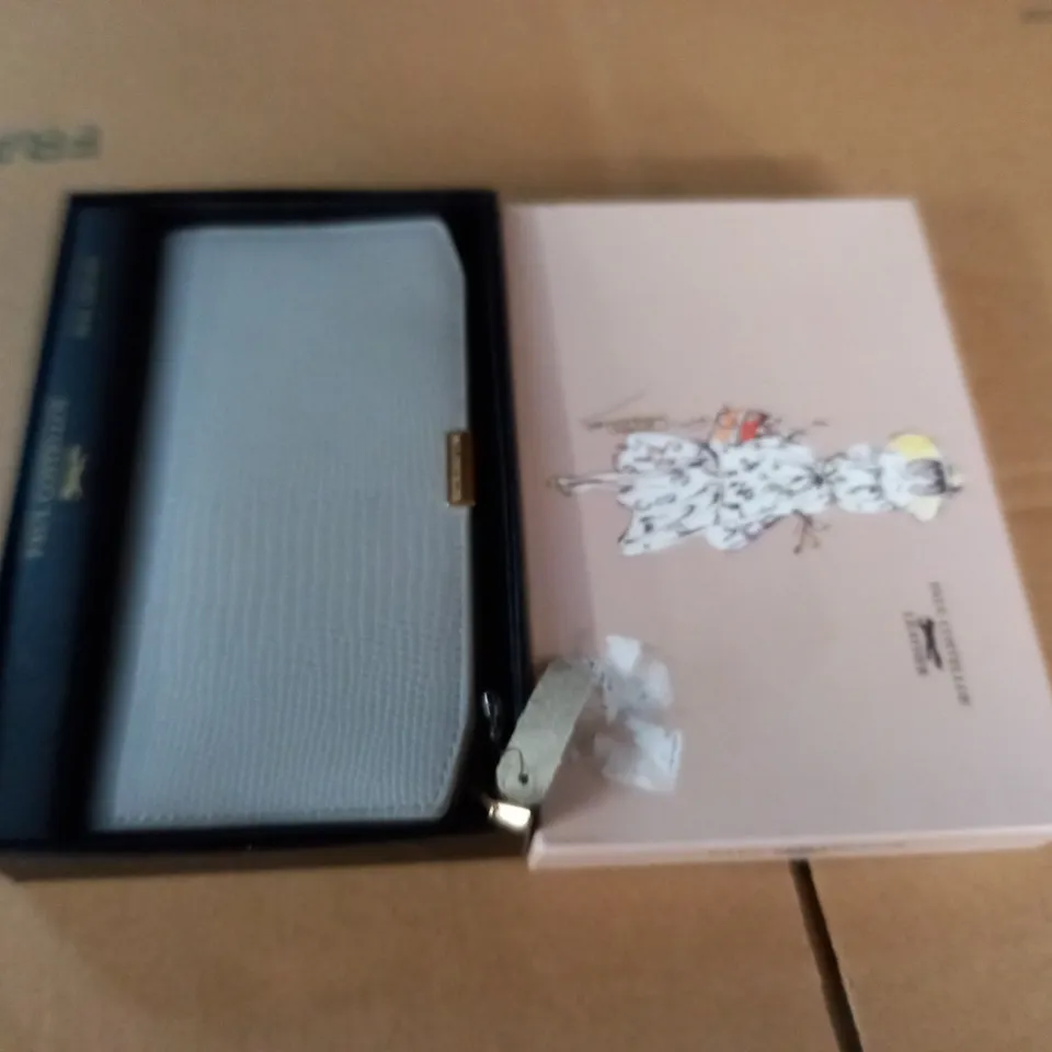 BOXED PAUL COSTELLOE LEATHER PURSE