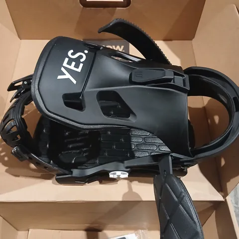 NOW X YES SNOWBOARD BINDINGS – BLACK (SIZE M)