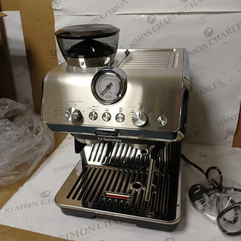 DELONGHI AUTENTICA COFFEE MACHINE