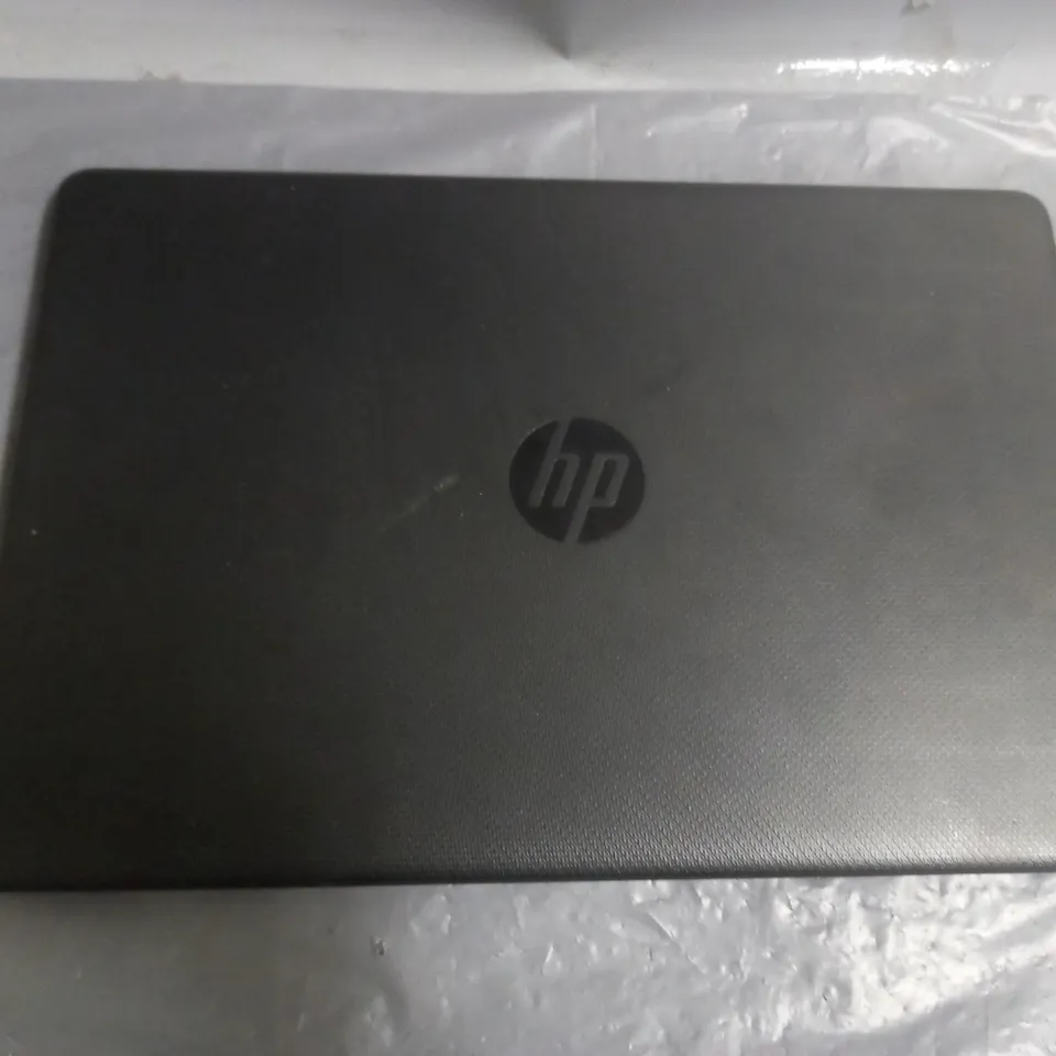 HP 15S-FQ0501SA 15.6" LAPTOP