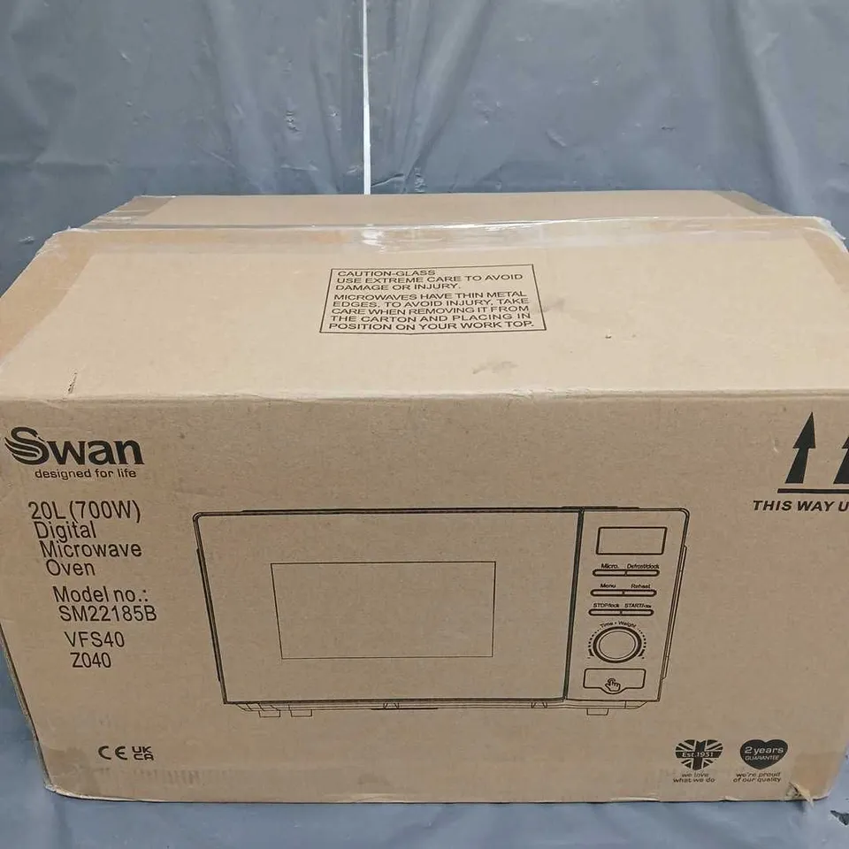 BOXED SWAN 20L 700W DIGITAL MICROWAVE IN BLACK - COLLECTION ONLY RRP £59