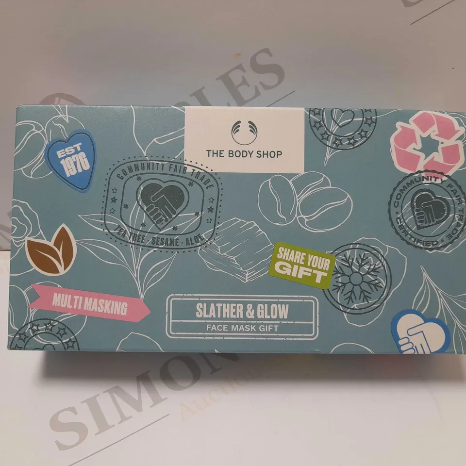 THE BODY SHOP SLATHER & GLOW FACE MASK SET 