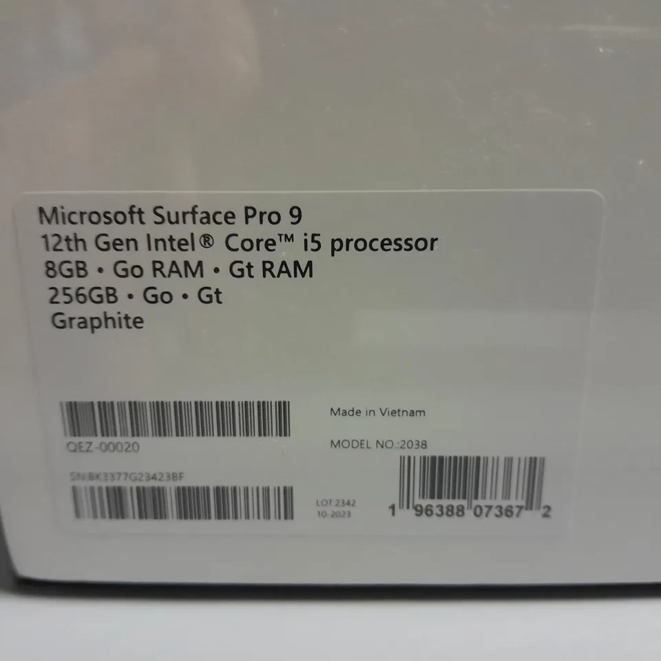 SEALED MICROSOFT SURFACE PRO 9 12TH GEN INTEL CORE I5 PROCESSOR 8GB GO RAM GT RAM 256GB - GRAPHITE