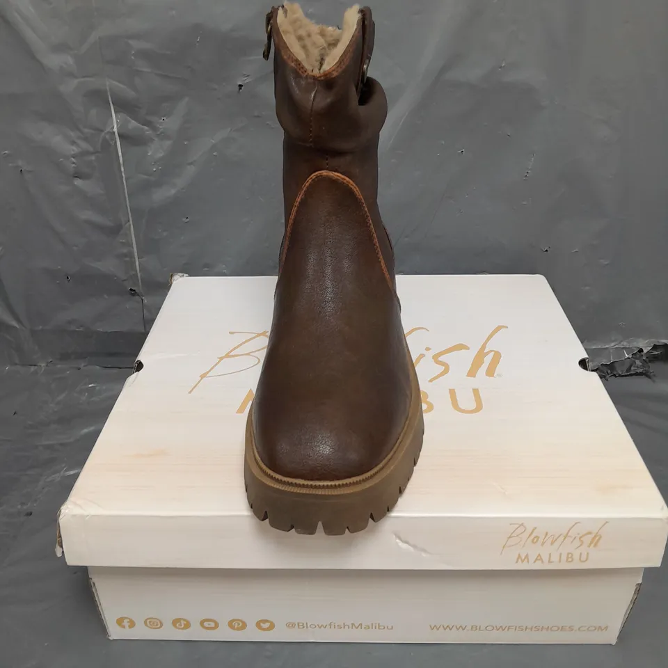 BLOWFISH MALIBU COZY FAUX FUR LINED BOOTS BROWN SIZE 7