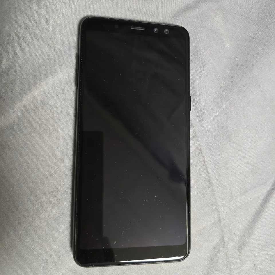SAMSUNG GALAXY SMARTPHONE – BLACK, CRACKED BACK GLASS