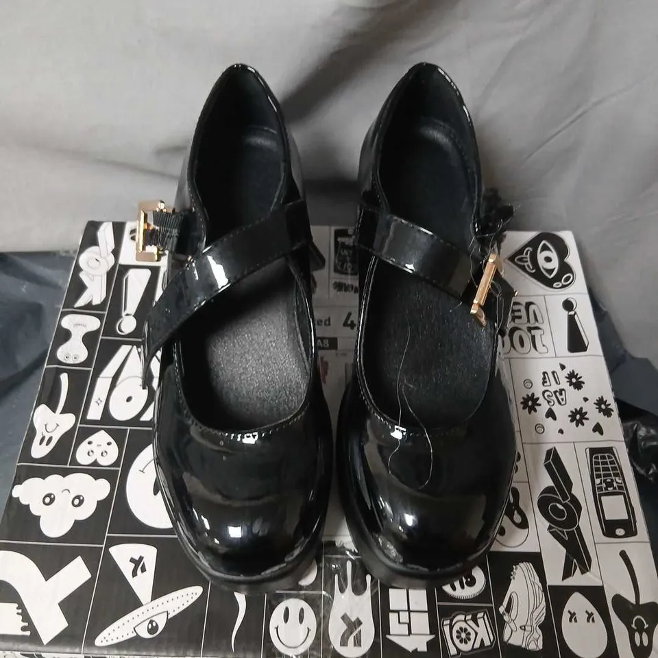 KOI MARY JANE SHOES – BLACK PATENT, UK 3 (BOXED)