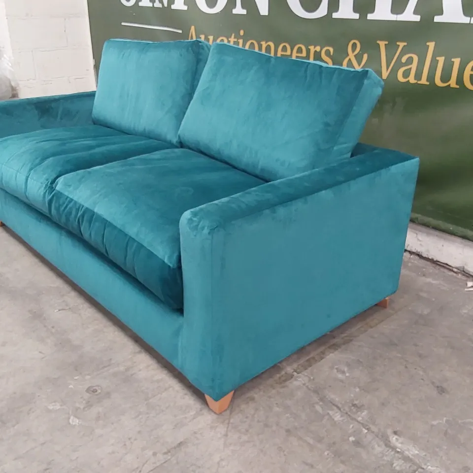 QUALITY DESIGNER 3 SEATER VELVET SOFA BED
