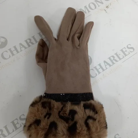 FRANK USHER FLUFF CUFF BROWN GLOVES 