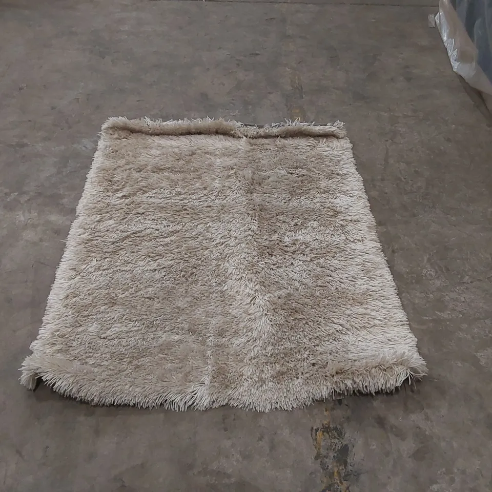 QUALITY DESIGNER AREA RUG - APPROXIMATELY 170 x 125cm