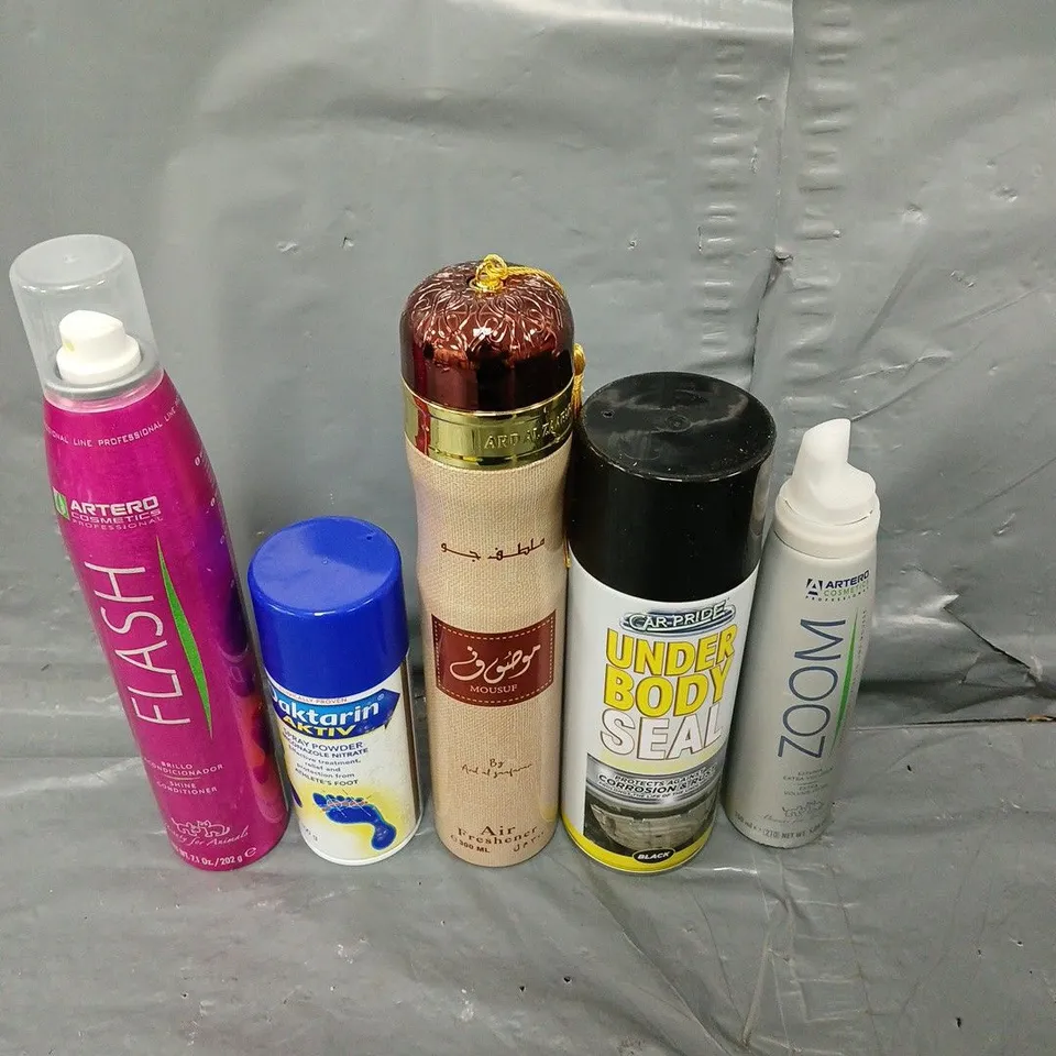 APPROXIMATELY 15 ASSORTED AEROSOL ITEMS TO INCLUDE SPRAY POWDER, SHINE CONDITIONER, AIR FRESHENER ETC - COLLECTION ONLY