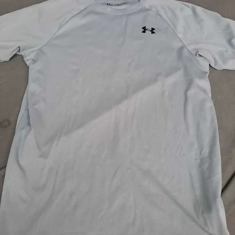 UNDER ARMOUR LOGO TEE IN GREY - YXL