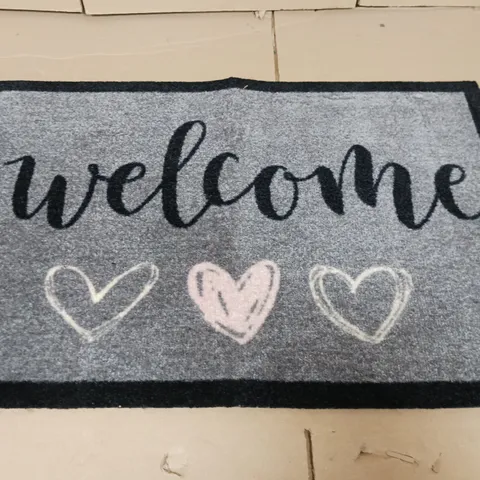 WELCOME HEART DOORMAT