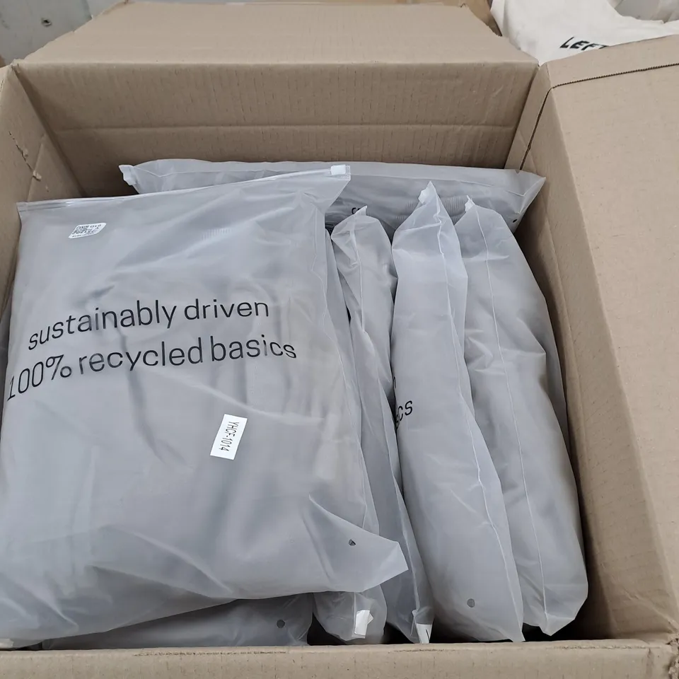 BOX OF APPROXIMATELY 11 HOODED SWEATSHIRTS - GREY - SIZES LARGE AND EXTRA LARGE