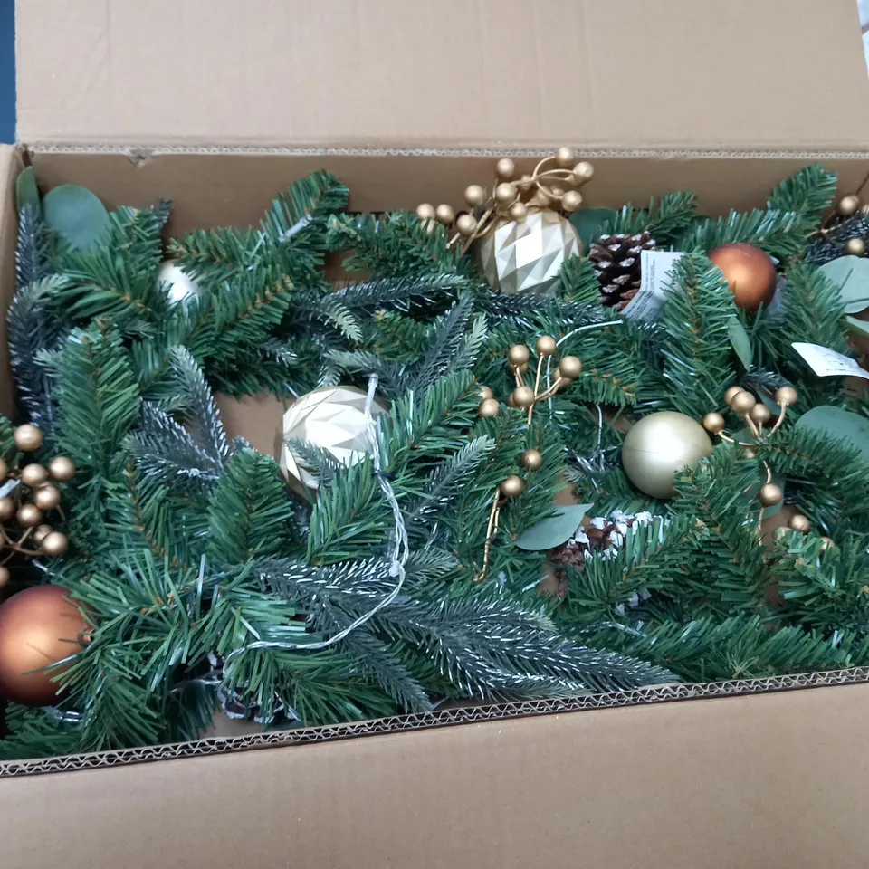 6FT COPPER AND GOLD PRE LIT GARLAND RRP £29.99