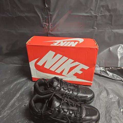 NIKE P-6000 BLACK SNEAKERS – UK 9 (EU 44)