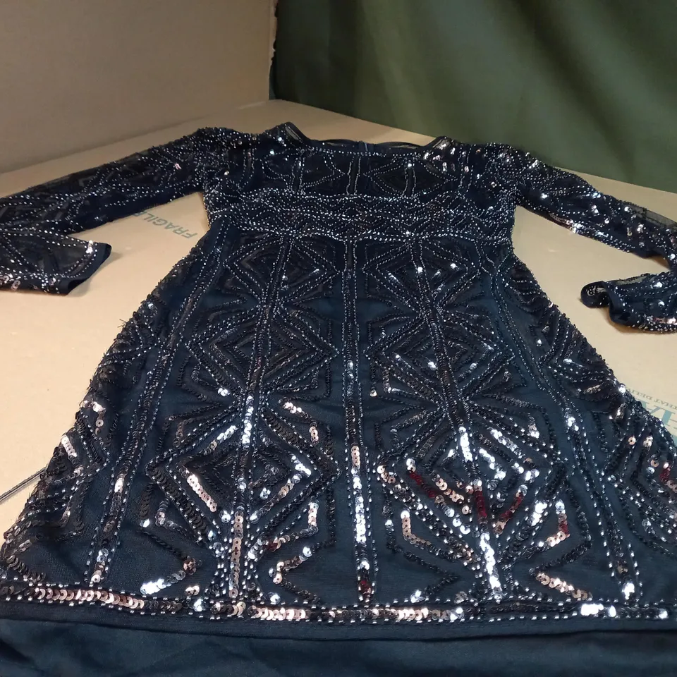 BOOHOO BLACK/SILVER SEQUIN DETAILED MINI DRESS - SIZE 12