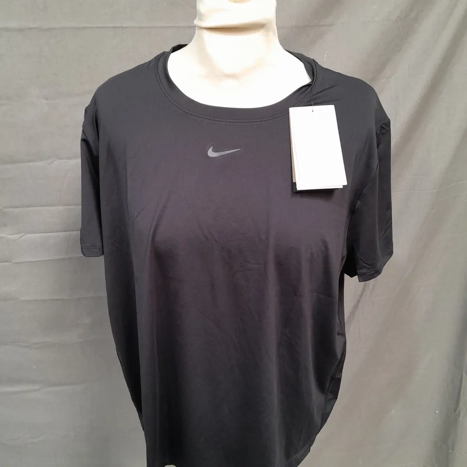 NIKE DRI FIT TRAINING WOMENS TOP IN BLACK - XL