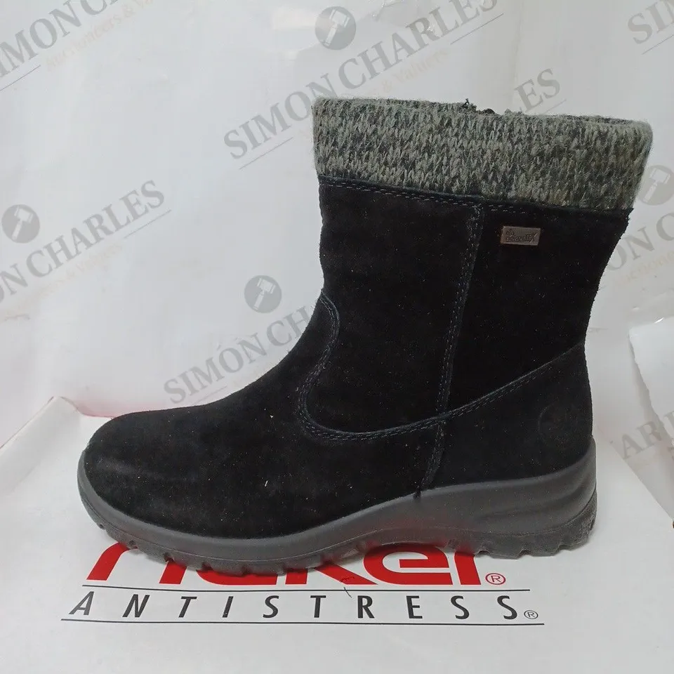 BOXED RIEKER WATER RESISTANT BOOTS, BLACK - SIZE 4