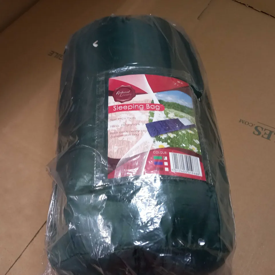 PACKAGED GREEN SLEEPING BAG - SIZE APPROX 190X70CM