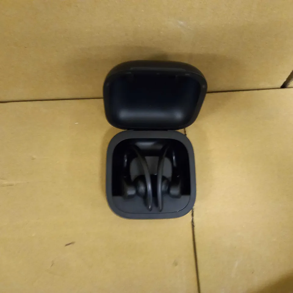 BOXED BEATS POWERBEATS PRO 