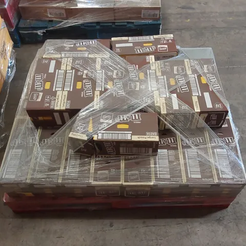 PALLET TO CONTAIN APPROX 30 BOXES OF M&M'S CHOCOLATE - 11 X 220g POUCHES PER BOX // BEST BEFORE: 20/04/25