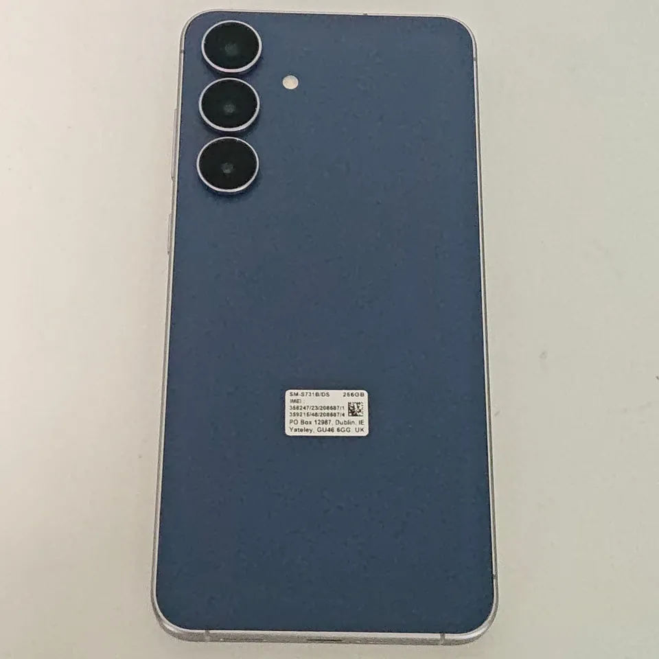 BOXED SAMSUNG GALAXY S25 FE IN NAVY - SM-S731B